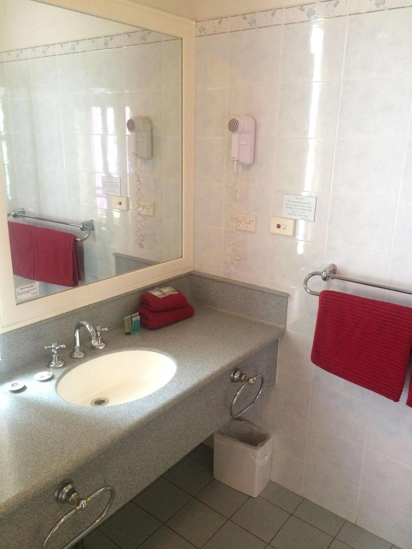 Moruya Monarch Hotel מראה חיצוני תמונה